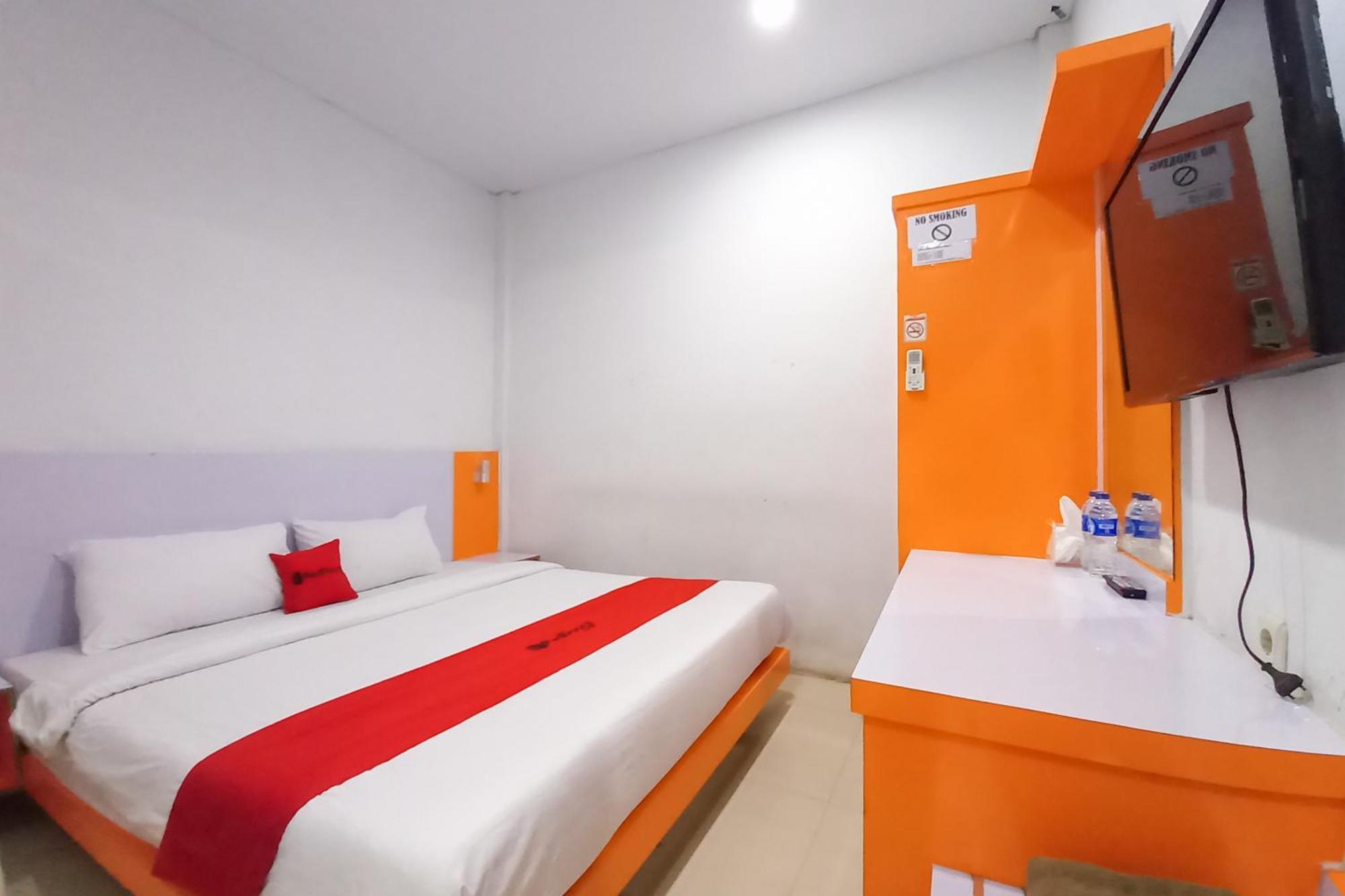 Reddoorz Premium At Hotel T-One Jambi Tanjungjohor Eksteriør billede