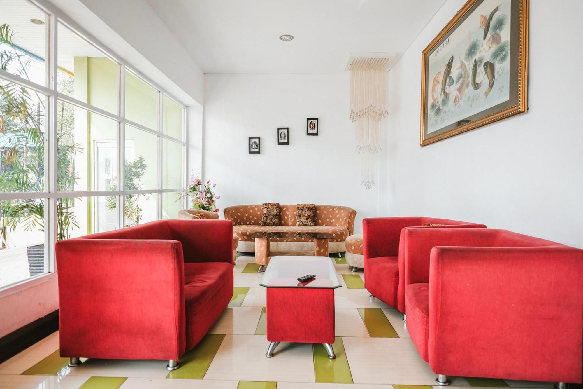 Reddoorz Premium At Hotel T-One Jambi Tanjungjohor Eksteriør billede